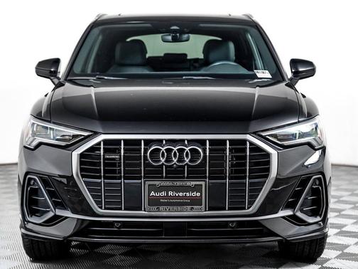 Mythos Black Metallic 2023 Audi Q3 45 S line Premium Plus
