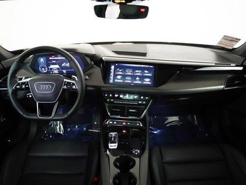 2022 Audi e-tron GT Premium Plus