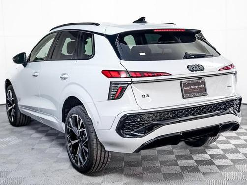 2026 Audi Q3 S line