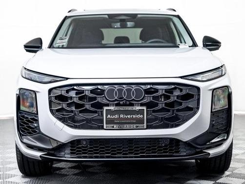2026 Audi Q3 S line