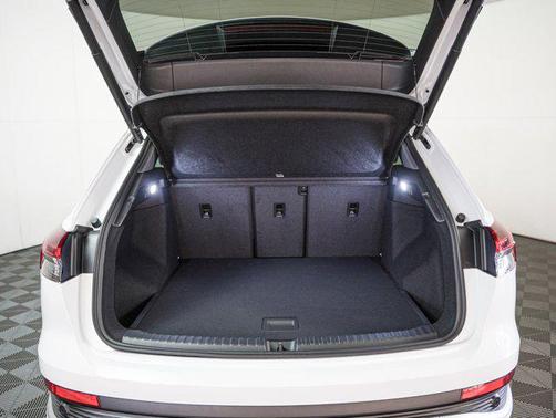 2025 Audi Q4 e-tron Premium Plus 55 quattro