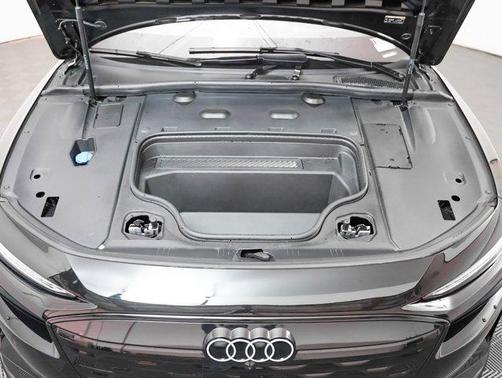 2025 Audi A6 e-tron Prestige