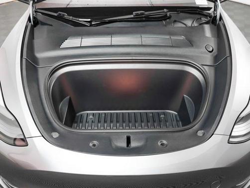 2024 Tesla Model Y Performance Dual Motor All-Wheel Drive