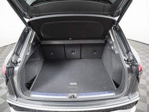 Daytona Gray Pearl Effect 2026 Audi Q3 TFSI quattro S tronic