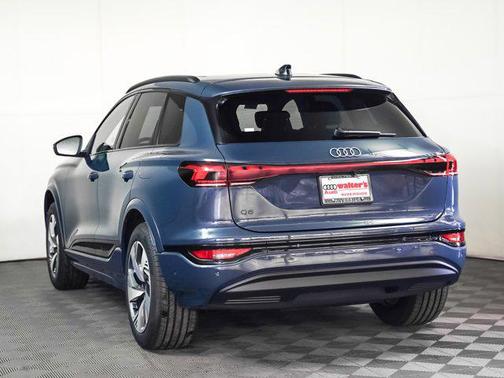 2025 Audi Q6 e-tron Premium Plus quattro