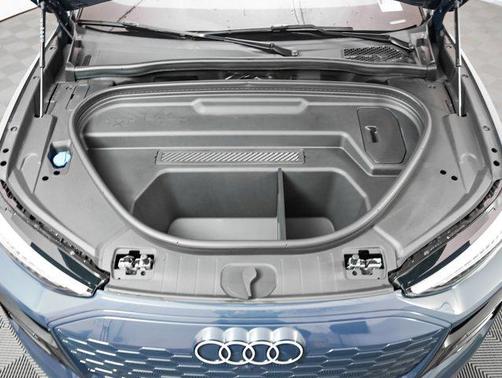 2025 Audi Q6 e-tron Premium Plus quattro