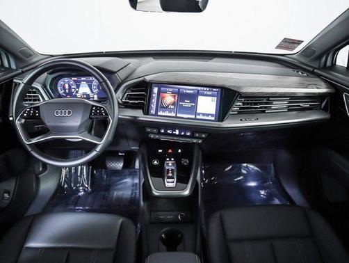 2024 Audi Q4 e-tron Premium Plus 55 quattro