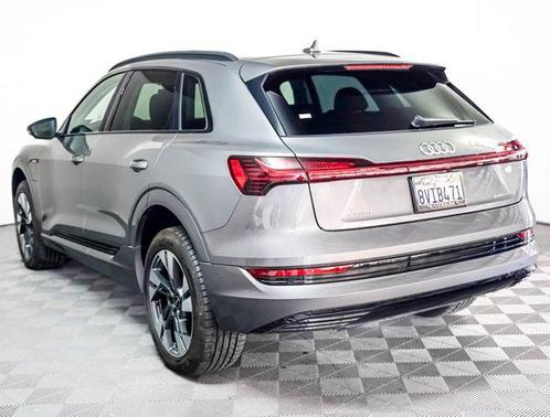 2021 Audi e-tron Premium