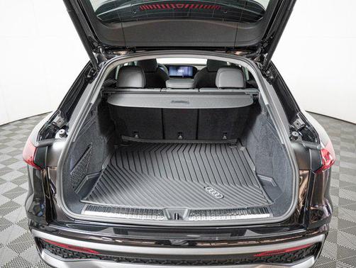 Mythos Black Metallic 2026 Audi Q5 Sportback Premium Plus TFSI quattro S tronic