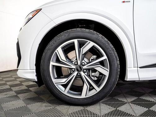 2025 Audi Q4 e-tron Sportback Premium Plus 55 quattro