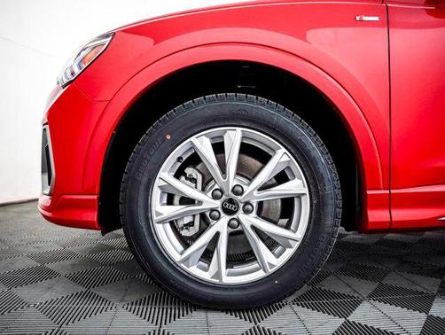 2023 Audi Q3 Premium 45 TFSI S line quattro Tiptronic