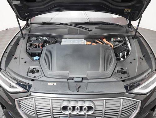 2023 Audi e-tron Premium Plus quattro