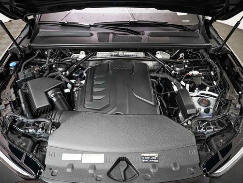 2025 Audi Q5 Premium Plus TFSI quattro S tronic