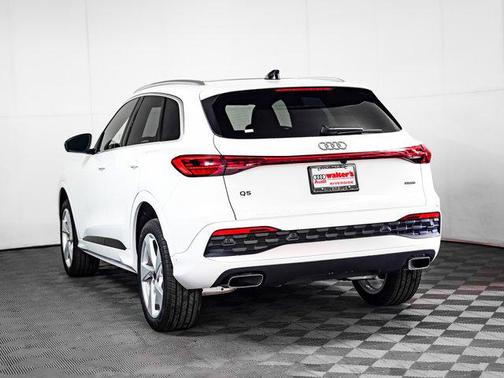 2025 Audi Q5 Premium Plus