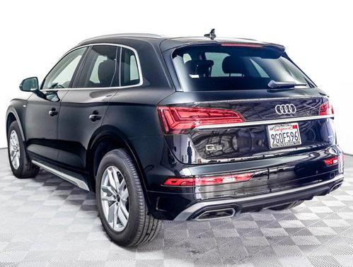 2023 Audi Q5 45 S line Premium