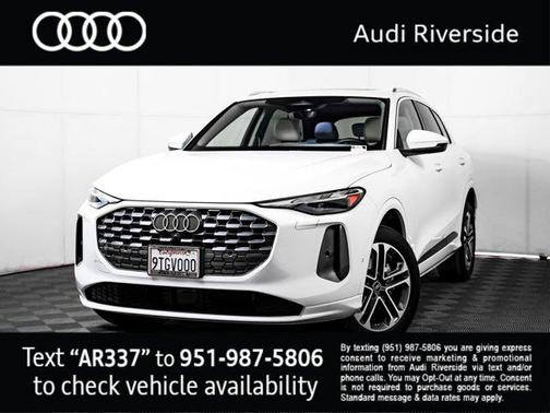 2025 Audi Q5 Premium TFSI quattro S tronic