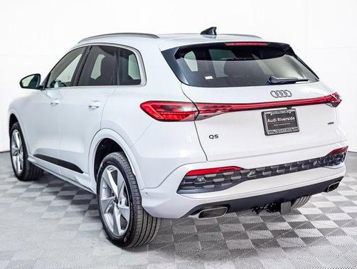 2025 Audi Q5 Premium Plus TFSI quattro S tronic