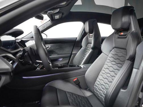 2025 Audi S e-tron GT Premium Plus