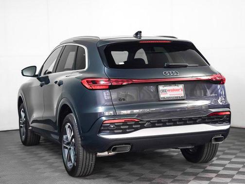 2025 Audi Q5 Premium
