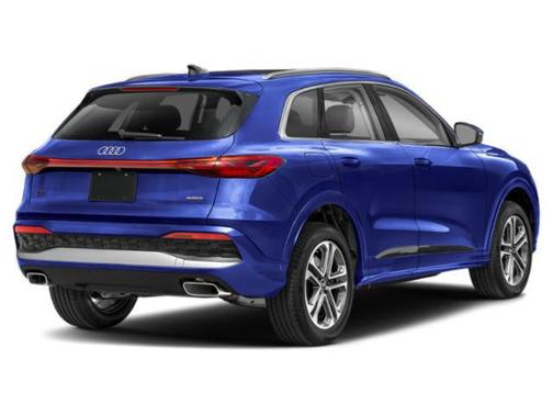 Ultra Blue Metallic 2026 Audi Q5 Premium Plus TFSI quattro S tronic
