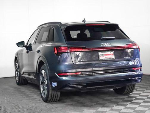 2021 Audi e-tron Premium
