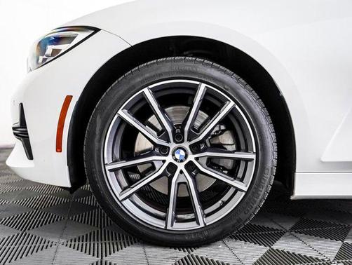 2020 BMW 330 330i