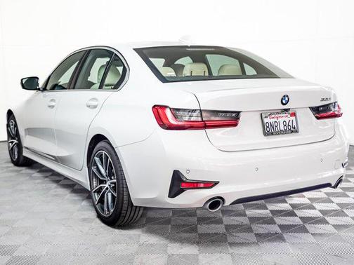 2020 BMW 330 330i