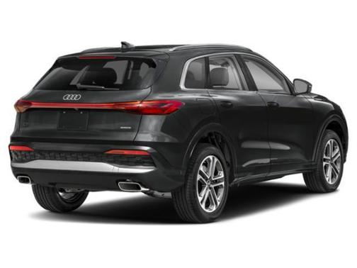 Mythos Black Metallic 2026 Audi Q5 Premium TFSI quattro S tronic