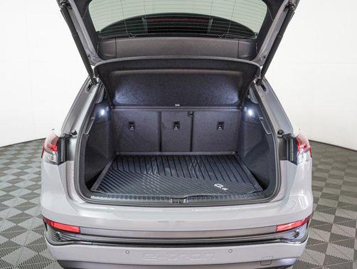 2025 Audi Q4 e-tron Premium Plus 55 quattro