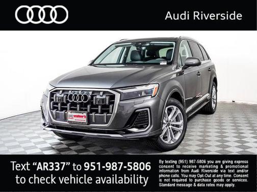2025 Audi Q7 45 Premium Plus