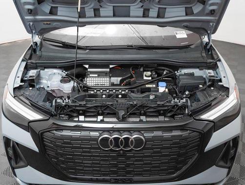 2025 Audi Q4 e-tron Premium 55 quattro