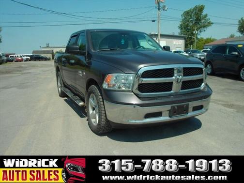 2018 RAM 1500 SLT