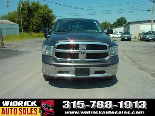 2018 RAM 1500 SLT