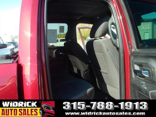Delmonico Red Pearl Coat 2022 RAM 1500 Classic Warlock