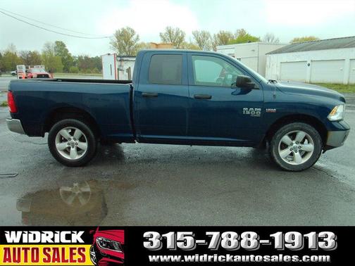 Patriot Blue Pearl Coat 2021 RAM 1500 Tradesman