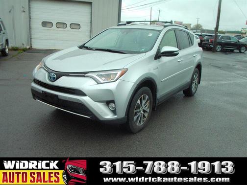 Classic Silver Metallic 2016 Toyota RAV4 Hybrid XLE