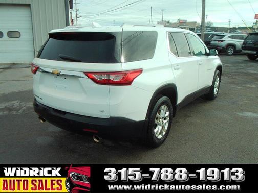 2018 Chevrolet Traverse LT Cloth