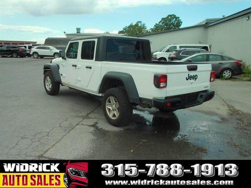 Bright White Clear Coat 2020 Jeep Gladiator Sport S