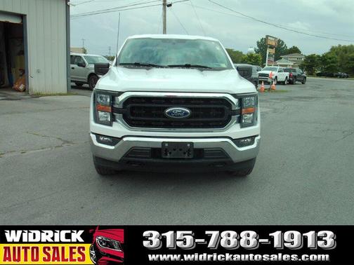 Oxford White 2023 Ford F-150 XLT