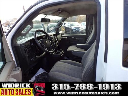 2016 Chevrolet Express 3500 LT