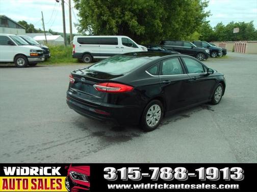 2020 Ford Fusion S