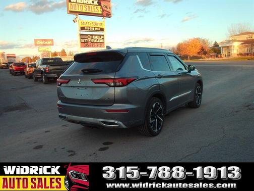 2022 Mitsubishi Outlander SEL