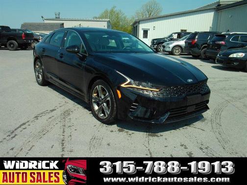 Ebony Black 2021 Kia K5 EX