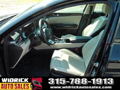 Ebony Black 2021 Kia K5 EX