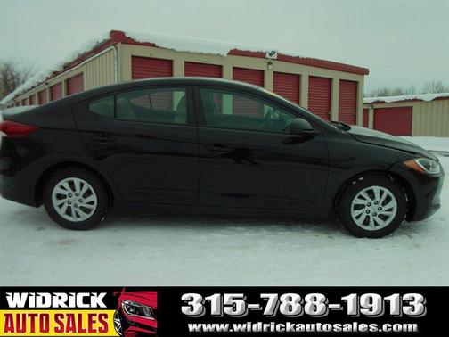 2018 Hyundai ELANTRA SE