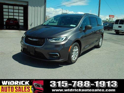 Granite Crystal Metallic Clear Coat 2022 Chrysler Pacifica Touring L