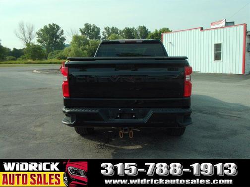2021 Chevrolet Silverado 1500 Custom