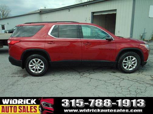 Cajun Red Tintcoat 2019 Chevrolet Traverse LT Cloth