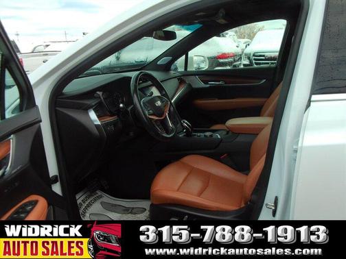 2020 Cadillac XT5 Premium Luxury