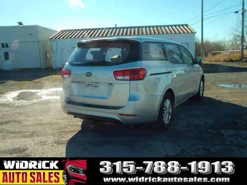 2017 Kia Sedona L
